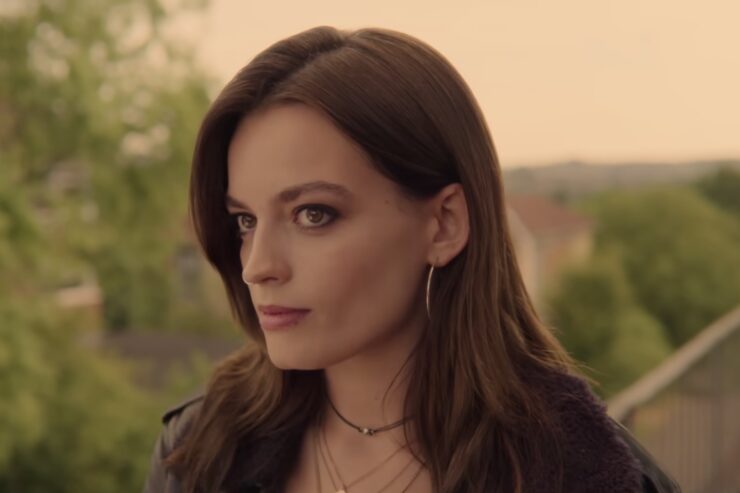 Emma Mackey in Sex Education